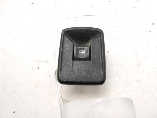Used Switch Switch DACIA SANDERO II TCe 90 (B8M1, B8MA, B8AC) (90 hp) 31031208 31031208