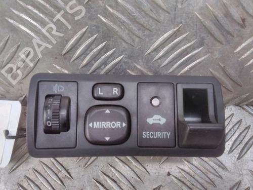 Used Mirror switch Mirror switch TOYOTA COROLLA (_E12_) 1.4 D (NDE120_, NDE120R) (90 hp) 13080934 13080934