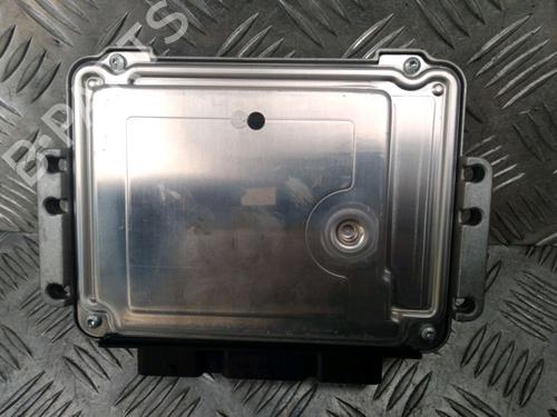 Used Engine control unit (ECU) Engine control unit (ECU) PEUGEOT 307 Break (3E) 1.6 HDi (90 hp) 13399068 13399068