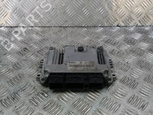 Used Engine control unit (ECU) RENAULT SCÉNIC II (JM0/1_) 1.9 dCi (JM0G, JM12, JM1G, JM2C) (120 hp) 13946698