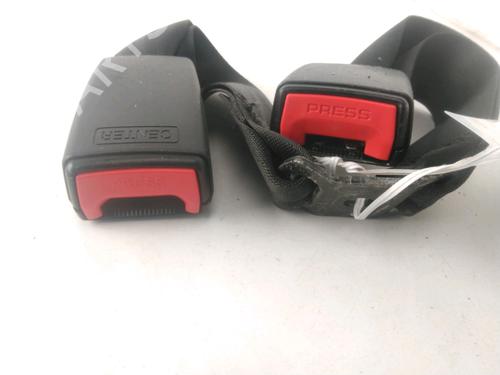 Used Seat buckle Seat buckle TOYOTA HILUX VII Pickup (_N1_, _N2_, _N3_) 2.5 D-4D 4WD (KUN25) (144 hp) 31911975 31911975