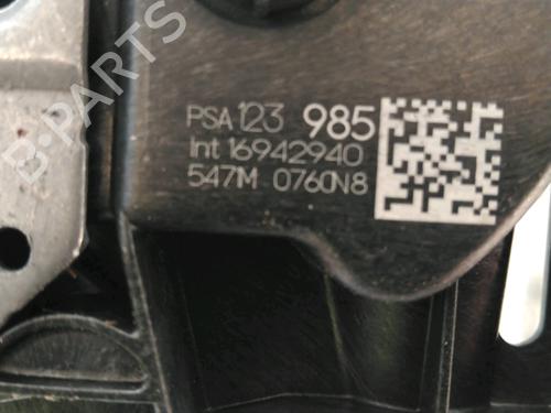 Venstre bagtil lås CITROËN C3 III (SX) 1.5 BlueHDi 100 (SXYHYP, SXYHTU) (102 hp) 30311035