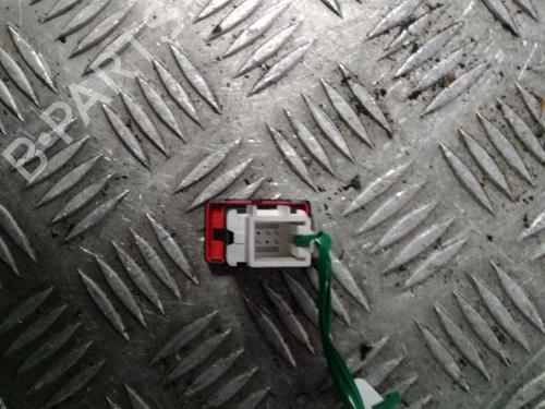 Used Warning switch Warning switch VW GOLF VI (5K1) 2.0 TDI (140 hp) 11712877 11712877