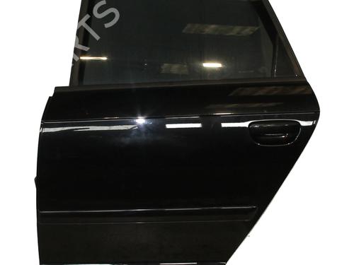 Porta trás esquerda AUDI A3 Sportback (8PA) 1.6 TDI (105 hp) 31278047