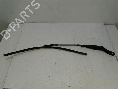 Front windshield wiper arm RENAULT TWINGO II (CN0_) 1.2 16V (CN04, CN0B) | BP15760171C143 