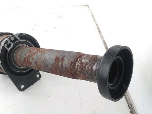 Used Right front driveshaft Right front driveshaft VW TRANSPORTER T5 Van (7HA, 7HH, 7EA, 7EH) 2.0 TDI (102 hp) 33187937 33187937