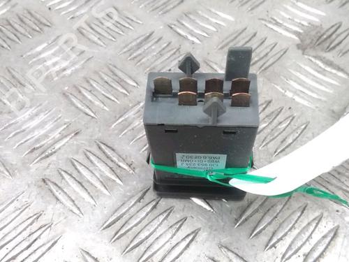 Used Warning switch VW GOLF IV (1J1) 1.9 TDI (130 hp) 13079370
