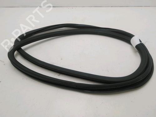 Used Rubber door seal VW GOLF V (1K1) 1.9 TDI (105 hp) 20229595