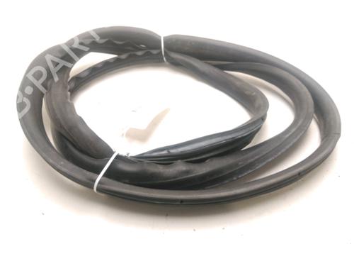 Used Rubber door seal RENAULT TWINGO II (CN0_) 1.5 dCi (CN0E) (64 hp) 22342256