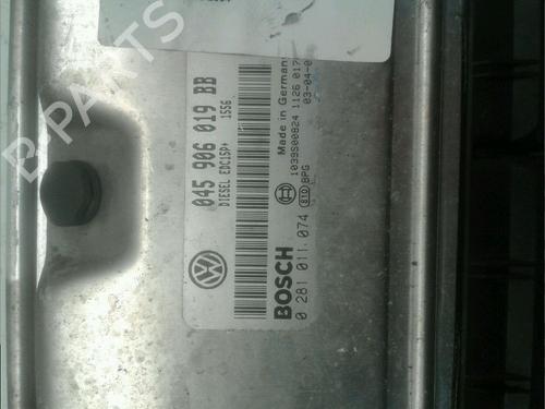 Used Engine control unit (ECU) Engine control unit (ECU) 11533557 11533557