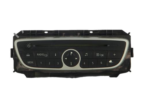 Used Radio Radio RENAULT TWINGO II (CN0_) 1.2 16V (CN04, CN0B) (75 hp) 40051992 40051992