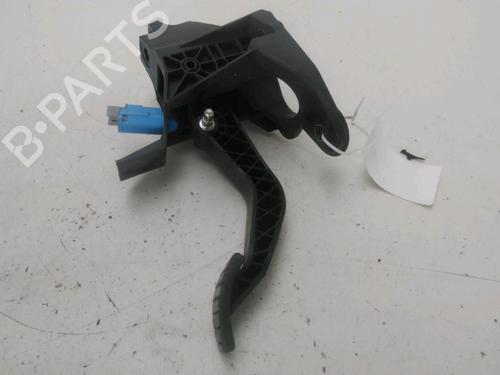 Used Clutch pedal Clutch pedal RENAULT TWINGO III (BCM_, BCA_) 1.0 SCe 70 (71 hp) 29621906 29621906