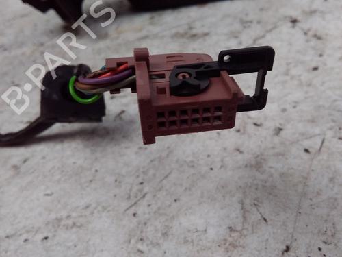 Used Left mirror PEUGEOT 407 (6D_) 2.0 HDi 135 (6DRHRH, 6DRHRE, 6DRHRG, 6DRHRJ) (136 hp) 15755274