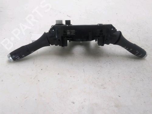 Used Steering column stalk Steering column stalk RENAULT CLIO V (B7_) 1.0 TCe 100 (B7MT) (101 hp) 28121233 28121233