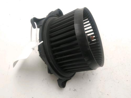 Heater blower motor FORD FIESTA VII (HJ, HF) 1.5 TDCi | BP22399617M62 