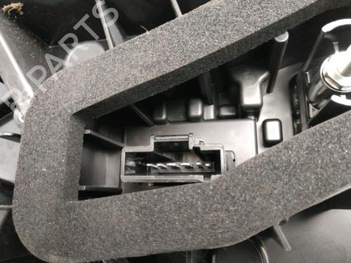 Højre baglygte DACIA SANDERO II 1.2 (75 hp) 31155486