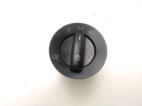 Used Headlight switch VW CADDY III Box Body/MPV (2KA, 2KH, 2CA, 2CH) 1.6 TDI (102 hp) 20314539