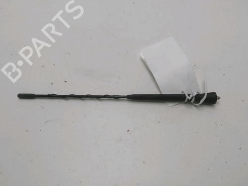 Antenne/Base Antenne/Base PEUGEOT 208 I (CA_, CC_) 1.2 VTi 68 / PureTech 68 (68 hp) 21180776 21180776