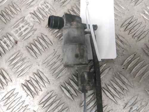 Used Washer pump RENAULT MASTER III Van (FV) 2.3 dCi 125 FWD (FV0C, FV0D, FV0G, FV0H, FV0J, FV0K) (125 hp) 18478360