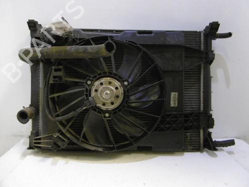 Used Radiator fan RENAULT SCÉNIC II (JM0/1_) [2003-2010]  15747948