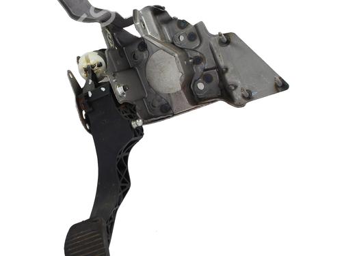 Clutch pedal RENAULT TRAFIC II Van (FL) 2.0 dCi 115 (FL01, FL0U, FL00, FL0H, FL0M) | BP32659632I13 - Image 3
