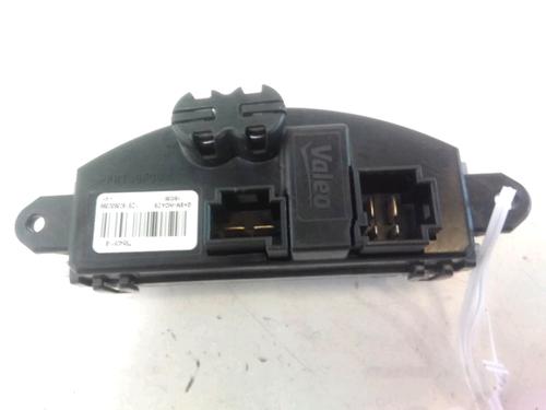 Used Heater resistor Heater resistor RENAULT KADJAR (HA_, HL_) 1.2 TCe 130 (HLMR) (130 hp) 28121219 28121219