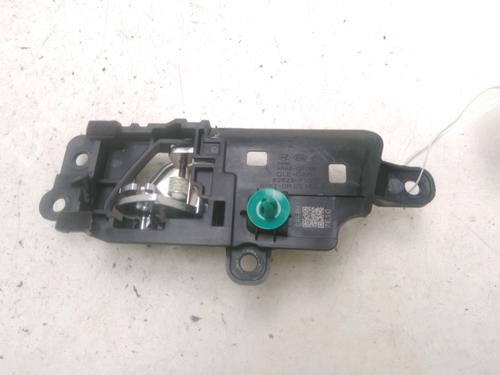 Used Front right interior door handle KIA SPORTAGE IV (QL, QLE) 1.7 CRDi (141 hp) 29344925