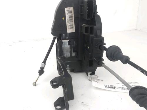 Front left lock HYUNDAI SANTA FÉ II (CM) 2.2 CRDi GLS 4x4 | BP30840892C98