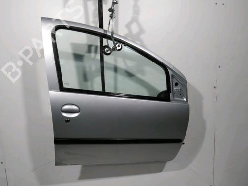 Right front door PEUGEOT 107 (PM_, PN_) 1.0 | BP29264493C3 
