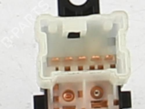 Used Right rear window switch RENAULT KADJAR (HA_, HL_) 1.5 dCi 110 (HLA3) (110 hp) 30366243