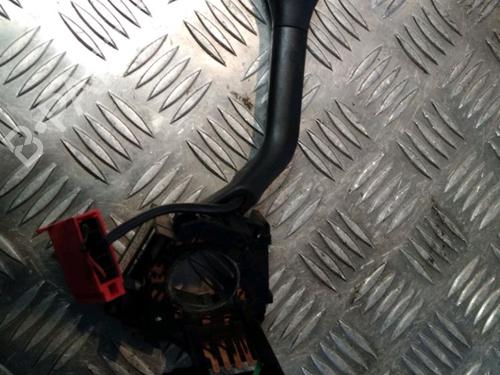 Used Steering column stalk VW POLO (6N2) 1.4 TDI (75 hp) 11996781