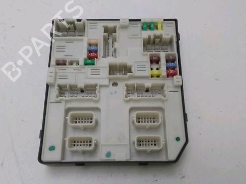 Used Fuse box RENAULT MEGANE III Hatchback (BZ0/1_, B3_) 1.5 dCi (BZ09, BZ0D, BZ1W, BZ29, BZ14) (110 hp) 19702141