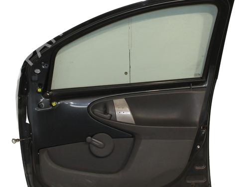 Used Right front door Right front door PEUGEOT 107 (PM_, PN_) 1.0 (68 hp) 31141008 31141008