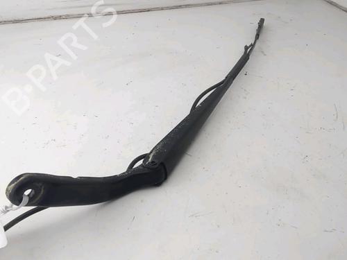 Used Front windshield wiper arm Front windshield wiper arm 36874909 36874909
