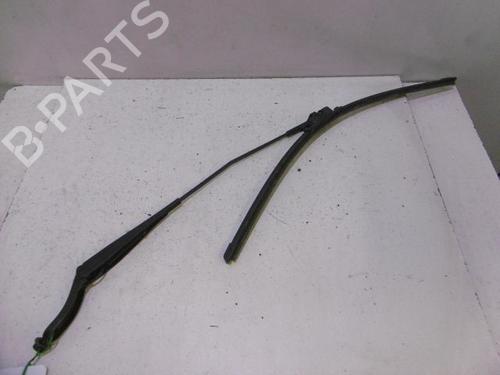Used Front windshield wiper arm PEUGEOT 207 (WA_, WC_) 1.6 HDi (92 hp) 15760175