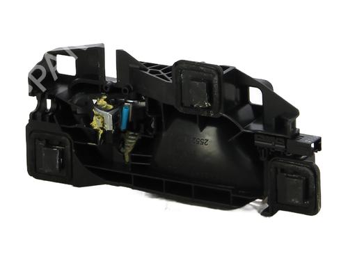 Used Rear left interior door handle Rear left interior door handle PEUGEOT 5008 II (MC_, MJ_, MR_, M4_) 2.0 BlueHDi 180 (MJAHWW) (181 hp) 34529618 34529618
