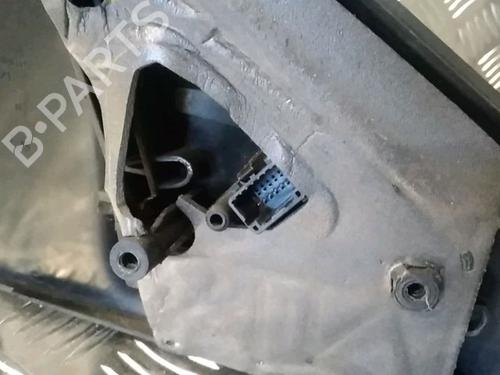 Used Left mirror RENAULT CLIO III (BR0/1, CR0/1) 1.5 dCi (BR0H, CR0H, CR1S, BR1S) (106 hp) 14928861
