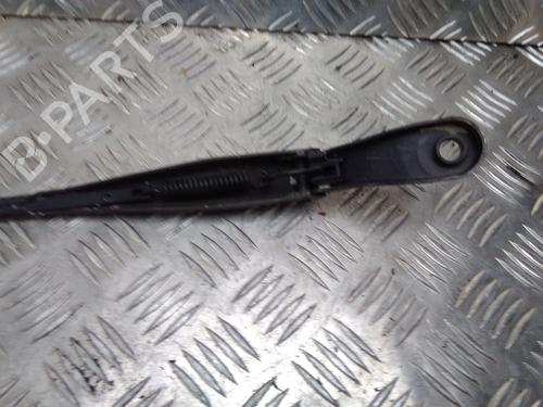 Used Front windshield wiper arm RENAULT TWINGO II (CN0_) 1.2 16V (CN0K, CN0V, CN0A) (76 hp) 14903076