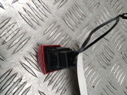 Used Warning switch NISSAN MICRA III (K12) 1.2 16V (65 hp) 13079351