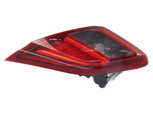 Used Right tailgate light Right tailgate light 34711084 34711084