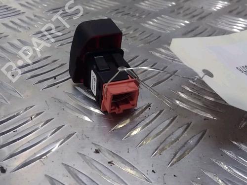 Used Warning switch Warning switch PEUGEOT 5008 (0U_, 0E_) 1.6 HDi (112 hp) 13079353 13079353