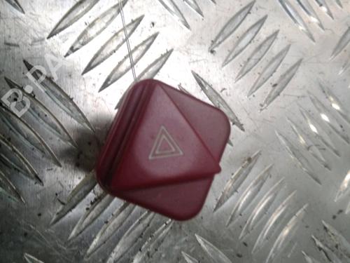 Used Warning switch PEUGEOT 1007 (KM_) 1.4 HDi (68 hp) 13302095