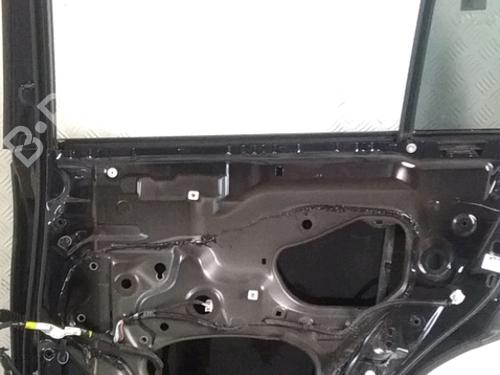 Dør højre bagtil Dør højre bagtil TOYOTA LAND CRUISER PRADO (_J15_) 3.0 D-4D (KDJ150_, KDJ150, KDJ155) (173 hp) 37226798 37226798