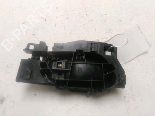 Used Front left interior door handle Front left interior door handle PEUGEOT PARTNER Tepee 1.6 BlueHDi 100 (100 hp) 28086994 28086994