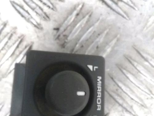Used Mirror switch Mirror switch LAND ROVER FREELANDER I (L314) 2.0 Td4 4x4 (112 hp) 11534468 11534468