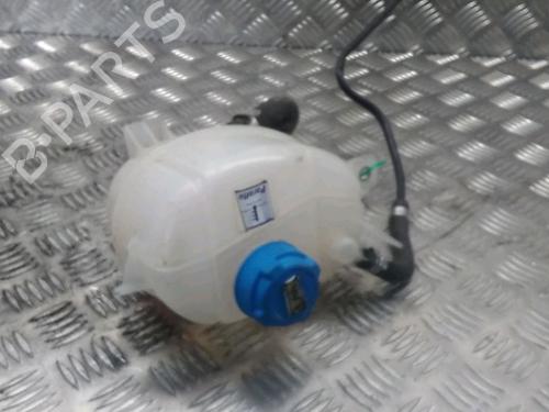 Used Expansion tank Expansion tank 11915513 11915513