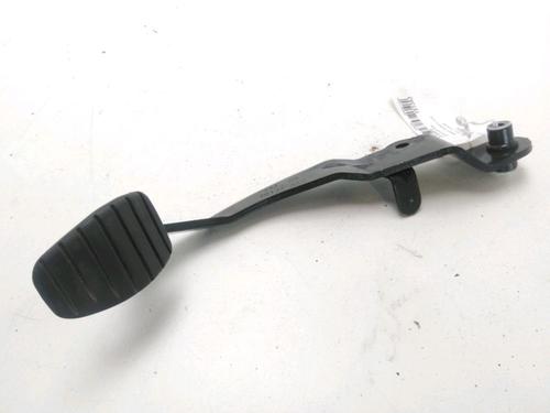 Used Break pedal Break pedal RENAULT SCÉNIC II (JM0/1_) 1.9 dCi (JM0G, JM12, JM1G, JM2C) (120 hp) 19748336 19748336