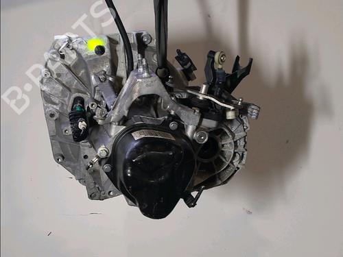 Gearbox DACIA SANDERO II TCe 90 (B8M1, B8MA, B8AC) | BP32100155M3 - Image 2