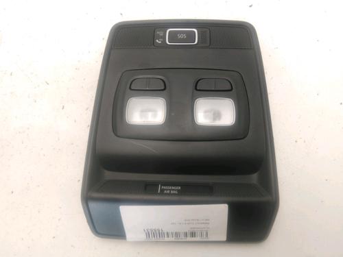 Used Interior roof light RENAULT CLIO V (B7_) 1.0 TCe 100 (B7MT) (101 hp) 28121319