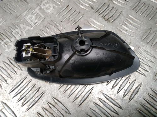 Used Rear left interior door handle Rear left interior door handle 13302232 13302232